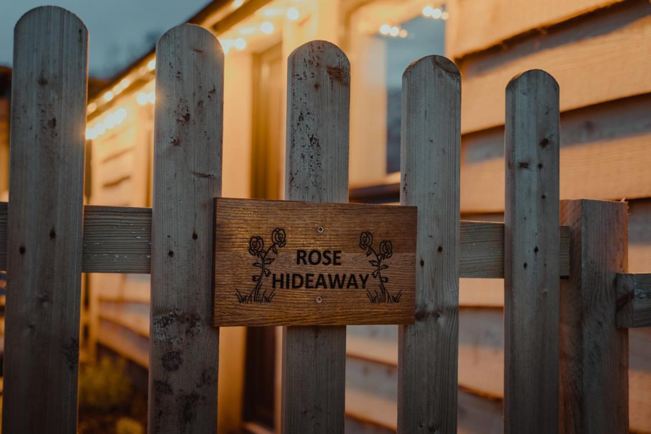 Rose Hideaway - Forest Of Dean Cosy Cabin Retreat Yorkley Extérieur photo